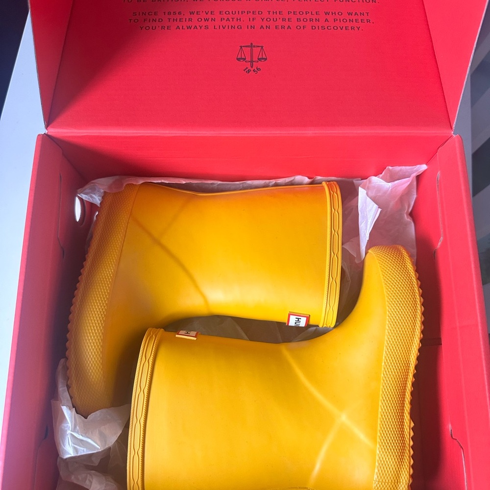 Hunter Mustard Yellow Rain Boots